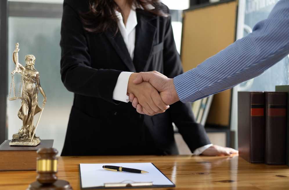 Due Diligence Legal y Compliance Corporativo